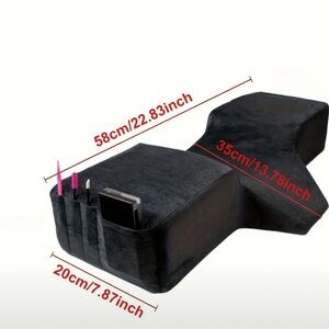 Ergonomic Black curved pillow